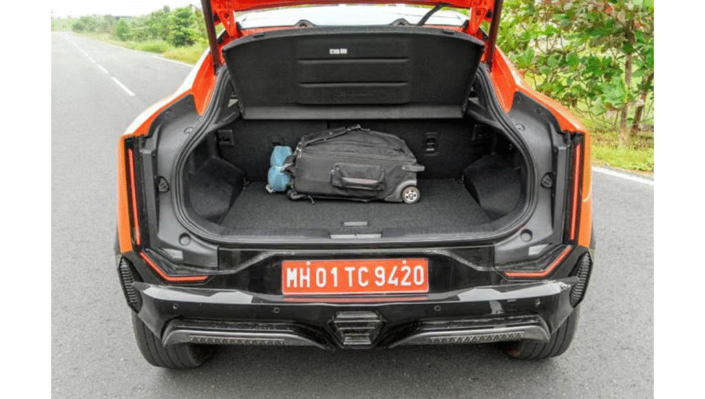 Mahindra Be 6: কেনার ৩টি কারণ, না কেনার ২টি কারণ Mahindra be 6 কেনার ৩টি কারণ না কেনার ২টি কারণ 5
