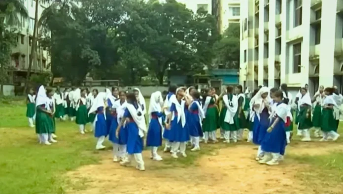 চট্টগ্রামে সরকারি স্কুলের মাঠ বেচাকেনা দুদকের তদন্ত শুরু