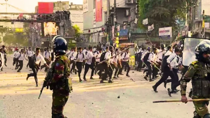 ঢাকা কলেজ ও সিটি কলেজ শিক্ষার্থীদের সংঘর্ষ ঢাকা কলেজ ও সিটি কলেজ শিক্ষার্থীদের সংঘর্ষ