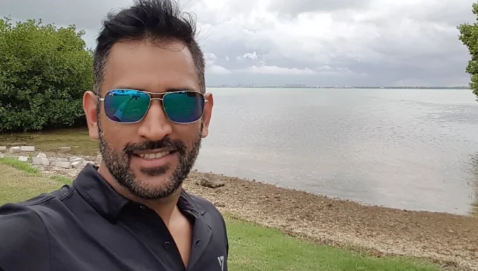 ধোনি কি ভারতের কোচ হবেনক্রিকেটপ্রেমীদের বড় প্রশ্ন (2) ধোনি কি ভারতের কোচ হবেন?ক্রিকেটপ্রেমীদের বড় প্রশ্ন