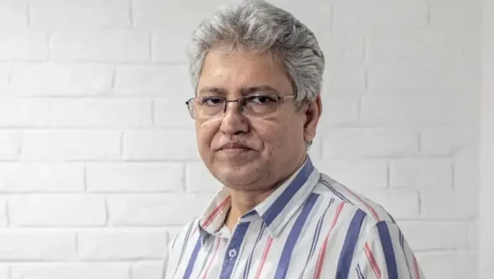 মুক্তিযুদ্ধের পক্ষে কথা বলায় মব হয়েছে মাসুদ কামাল মুক্তিযুদ্ধের পক্ষে কথা বলায় মব হয়েছে মাসুদ কামাল
