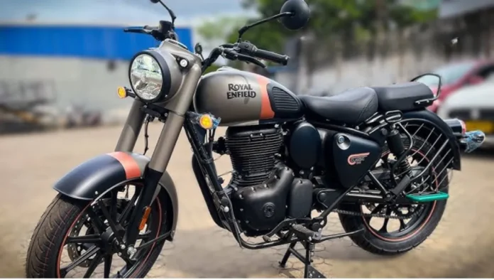 রয়েল এনফিল্ড ক্ল্যাসিক ৩৫০ গান মেটাল গ্রে মডেলে বিশেষ এক্সেসরিজ অফার