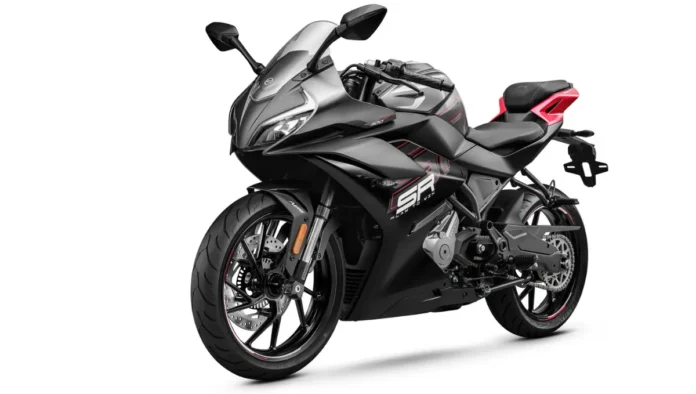 সিএফমোটো 300SR ডিজাইন ও পারফরমেন্স বাংলাদেশের বাজার কাঁপাচ্ছে