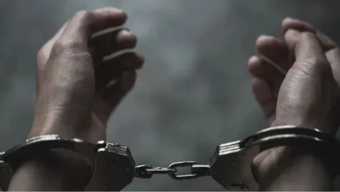 ১৭১১ জন গ্রেফতার সারা দেশে পুলিশের অভিযানে ১৭১১ জন গ্রেফতার সারা দেশে পুলিশের অভিযানে