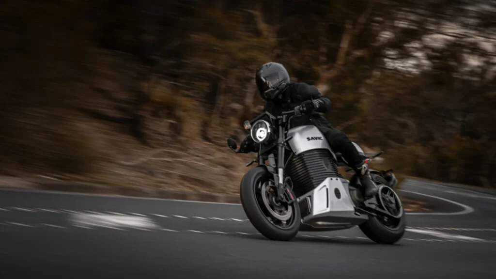Savic C-Series Electric Motorcycle: ২০০Nm টর্ক ও স্মার্ট টেকনোলজি নিয়ে বিশ্ববাজারে ঝড় তুলতে প্রস্তুত Savic c series electric motorcycle ২০০nm টর্ক ও স্মার্ট টেকনোলজি নিয়ে বিশ্ববাজারে ঝড় তুলতে প্রস্তুত 4
