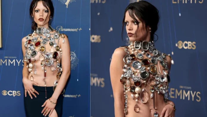 এমির রেড কার্পেটে ইউনিক পোশাকে চমক দেখালেন জেনা অর্টেগা