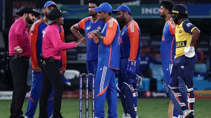 এশিয়া কাপে বিরল ঘটনা আউটও হলেন না, রান আউটও হলেন না শানাকা