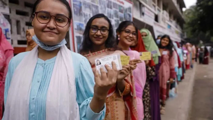 ঢাকা বিশ্ববিদ্যালয়ের হল সংসদ নির্বাচনে স্বতন্ত্র প্রার্থীদের বিপুল জয় ঢাকা বিশ্ববিদ্যালয়ের হল সংসদ নির্বাচনে স্বতন্ত্র প্রার্থীদের বিপুল জয়