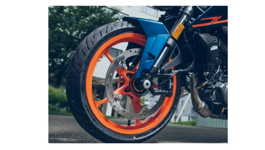 নতুন Ktm 160 Duke রিভিউ: 160 সিসি সেগমেন্টের নতুন রাজা নতুন ktm 160 duke রিভিউ 160 সিসি সেগমেন্টের নতুন রাজা 3
