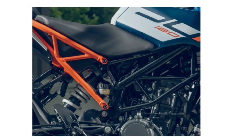 নতুন Ktm 160 Duke রিভিউ: 160 সিসি সেগমেন্টের নতুন রাজা নতুন ktm 160 duke রিভিউ 160 সিসি সেগমেন্টের নতুন রাজা 4