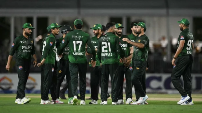 ভারতের বিপক্ষে নামার আগে ভেঙে পড়া ড্রেসিংরুমে মনোবিদের শরণে পাকিস্তান ক্রিকেটাররা (3) ভারতের বিপক্ষে নামার আগে ভেঙে পড়া ড্রেসিংরুমে মনোবিদের শরণে পাকিস্তান ক্রিকেটাররা
