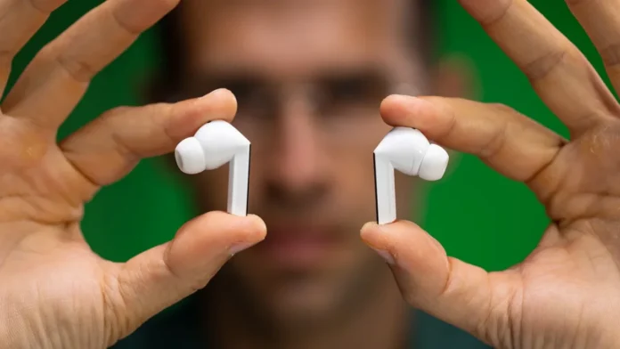 সফটওয়্যার লিক Galaxy Buds 4 এবং Galaxy Buds 4 Pro-এর প্রথম উল্লেখ