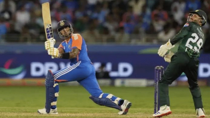 সুপার ফোরে আবারও হেরে সমালোচনায় পাকিস্তান, আকরামের চোখে হতাশাজনক ক্রিকেট