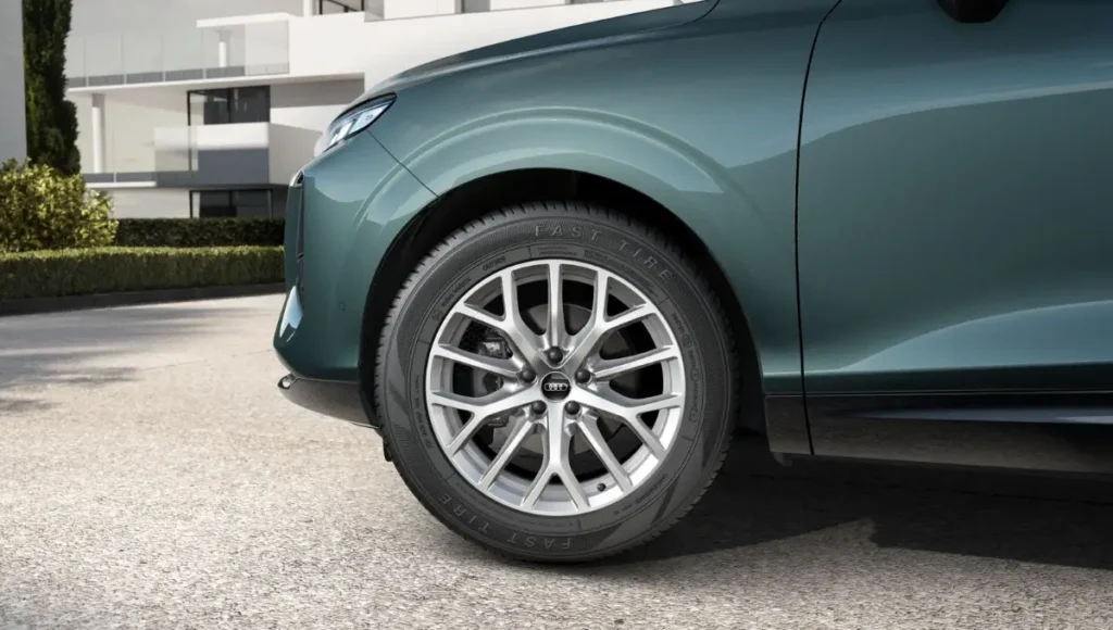 ২০২৬ সালে ভারতে আসছে নতুন Audi Q3 দাম স্পেস ও ফিচারের বিস্তারিত 2