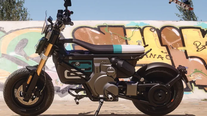 BMW CE 02 সাহসী ডিজাইন এর নতুন ইলেক্ট্রিক বাইক