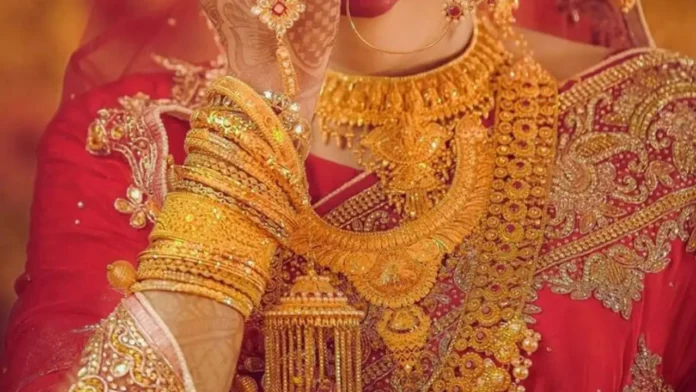 কলকাতায় আজকের সোনার দাম - ৩১ অক্টোবর ২০২৫ কলকাতায় আজকের সোনার দাম - ৩১ অক্টোবর ২০২৫