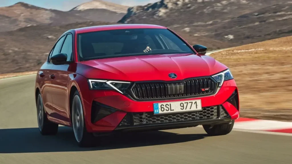 স্কোডা অক্টাভিয়া আরএস বনাম ভলক্‌সওয়াগন গলফ জিটিআই 1