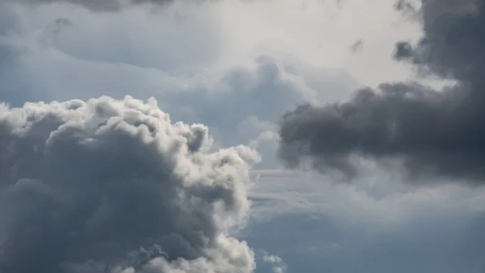 আগামীকালের আবহাওয়া ৪ নভেম্বর ২০২৫ নিম্নচাপের পূর্বাভাস