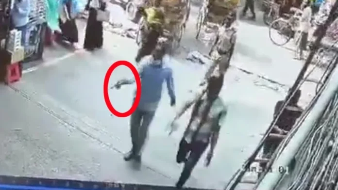 শীর্ষ সন্ত্রাসী তারিক সাইফ মামুনকে ফিল্মী স্টাইলে হত্যা